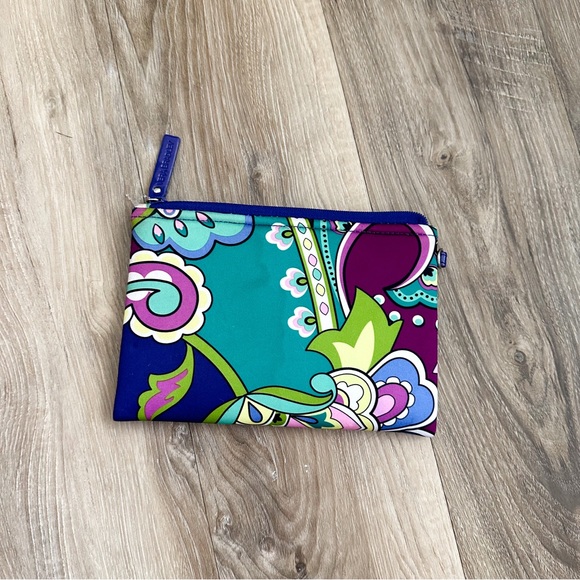 Vera Bradley pouch - Picture 3 of 3